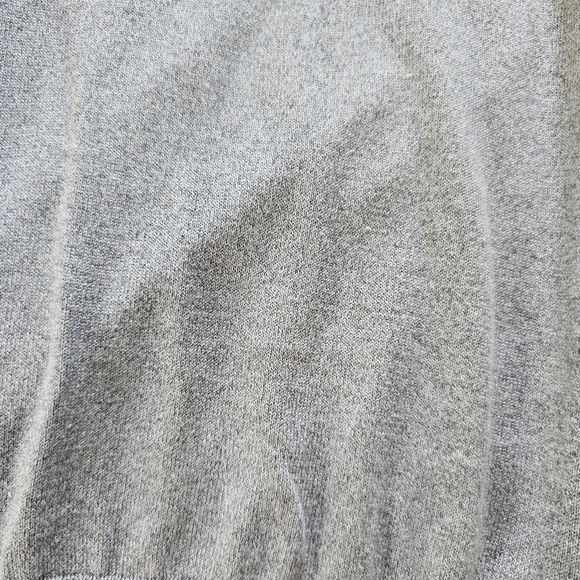 Banana Republic Luxury Silk Blend Preppy Minimalist Office Soft V-neck Sweater - Picture 2 of 5